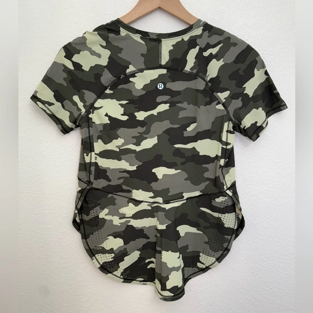 Lululemon Heritage Camo Crispin Green UVP Run Short Sleeve Tee